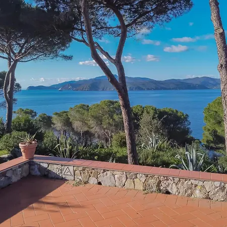 Golfo Stella Villa