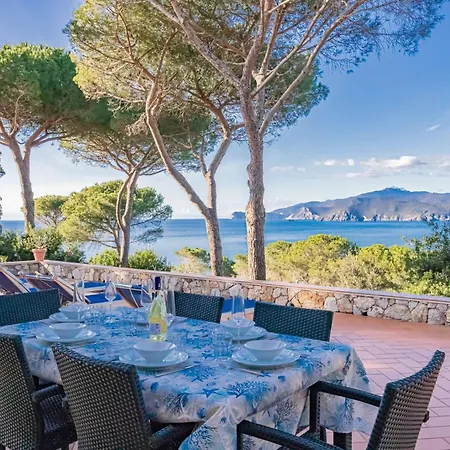 Villa Golfo Stella